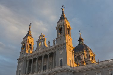 Almudena Katedrali, madrid