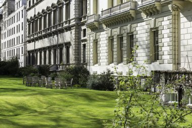 Bahçe sandalye, Londra