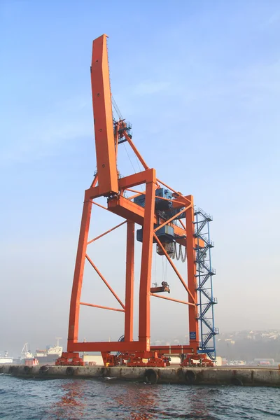 Fartyget att stötta gantry crane — Stockfoto