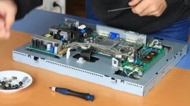 Elektronik teknisyeni