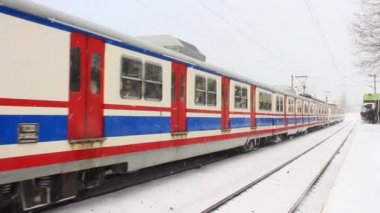 Karda Elektrikli tren