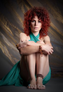 güzel kızıl saçlı kız