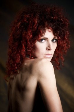 güzel kızıl saçlı kız