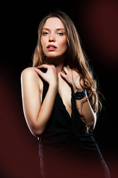 Beautiful Sexy Brunette Girl Posing Black Background Evening Dress — Foto Stock