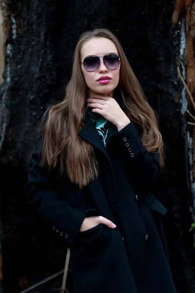 Beautiful Sexy Girl Long Hair Posing Forest Late Autumn — Zdjęcie stockowe