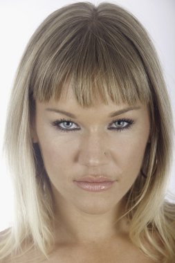 güzel sarışın portresi