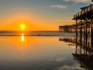 Crystal Pier, San Diego 'da günbatımı