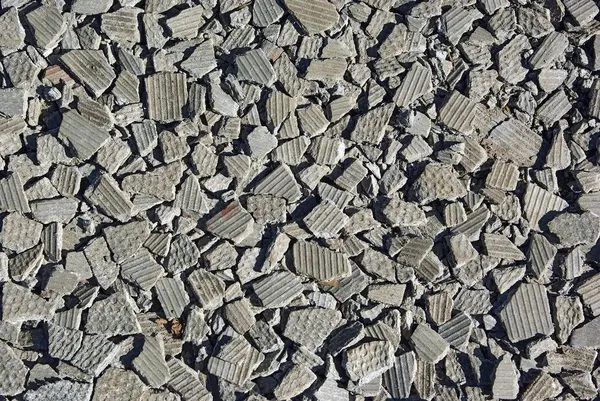 Kleine stukjes van brocken asbest plaat — Stockfoto