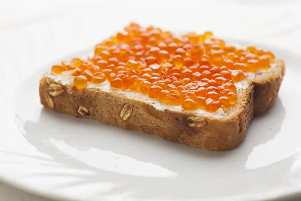 Caviar on bread — Stock Photo, Image