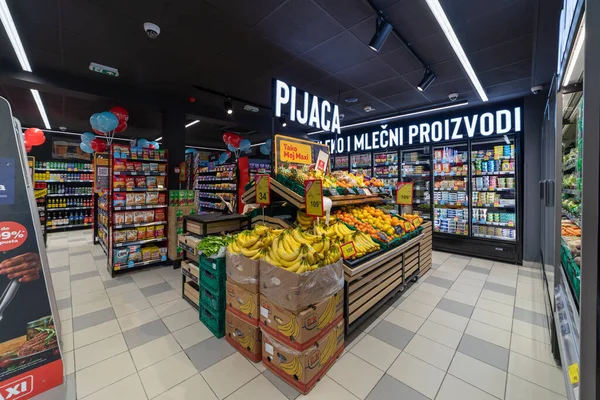 Valjevo Servië Mart 2022 Verse Groenten Fruit Moderne Supermarkt — Stockfoto