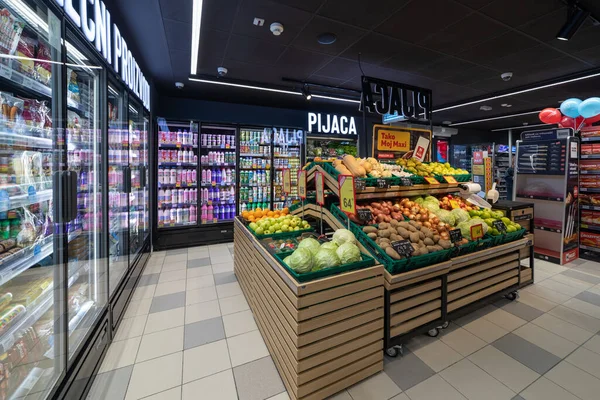 Valjevo Servië Mart 2022 Verse Groenten Fruit Moderne Supermarkt — Stockfoto