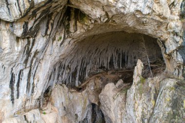 Potpecka Mağarası, Potpece, Zlakusa, Sevojno yakınları, Uzice, Sırbistan