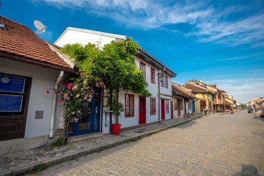 Valthe, Sırbistan - 3 Haziran 2022: Tesnjar - Sırbistan 'ın Valthe kentinin eski otantik bölümü