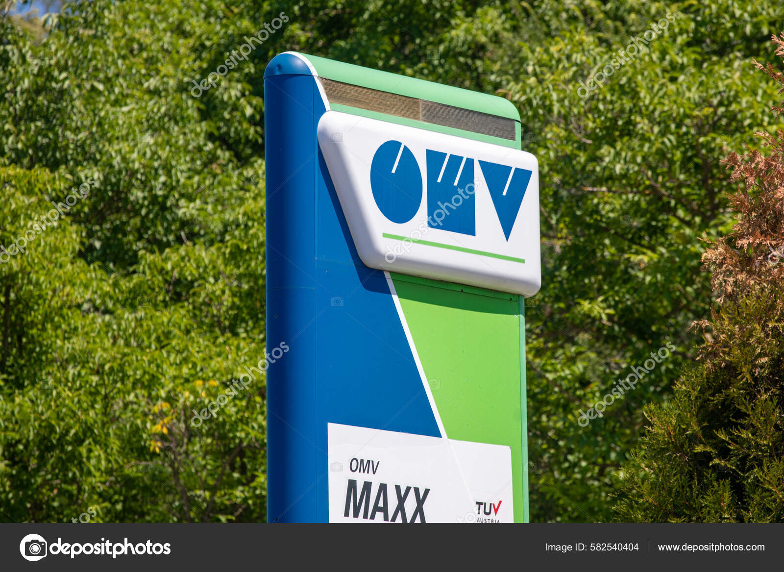 Lazarevac Serbia June 2022 Logo Sign Omv Gas Station Omv Stock