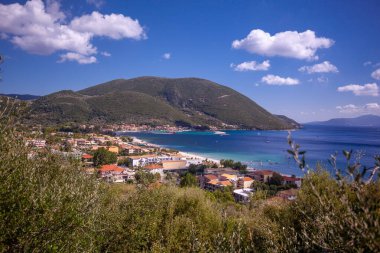 Lefkada adasındaki Vasiliki Sahili Panoraması, Yunanistan stok fotoğrafı