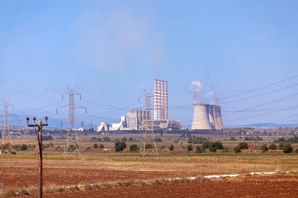 Thermoelectric Coal Power Plant Amyntaio Greece Big Chimneys Rural Landscape — Stockfoto