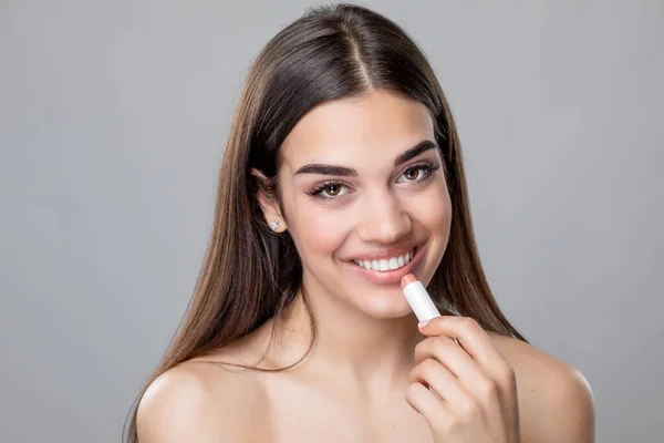 Young Gorgeous Beauty Happy Woman Smile Applying Lipstick Lip Balm — Stock fotografie