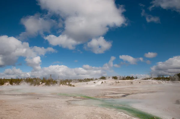 Esküvodhöz táj, a Yellowstone — Stock Fotó