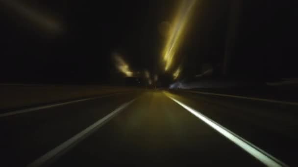 Autoroute conduisant la nuit — Video