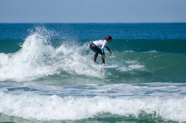 Tijdens de 4de etappe van meo figueira pro surfer — Stockfoto