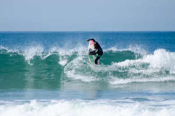 Tijdens de 4de etappe van meo figueira pro surfer — Stockfoto