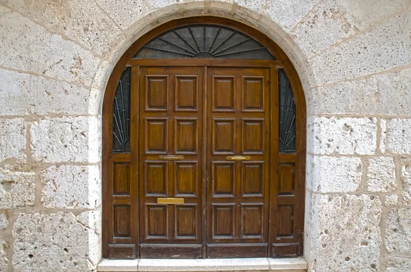 Puerta de entrada de madera vieja — Foto de Stock