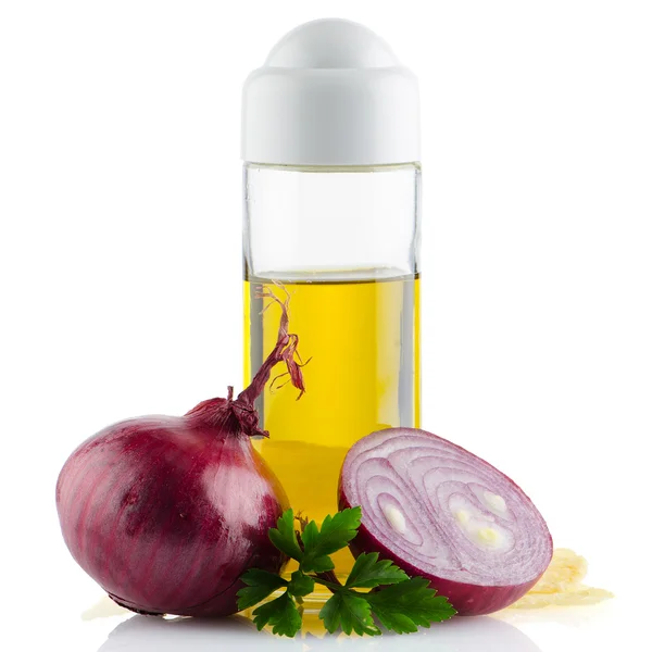 Red onions and olive oil — Stock Photo, Image