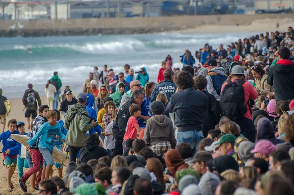 Crowd on the beach — Stock Photo, Image