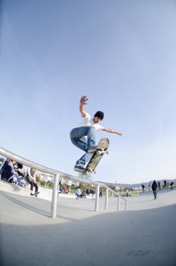 Tanımlanamayan skater