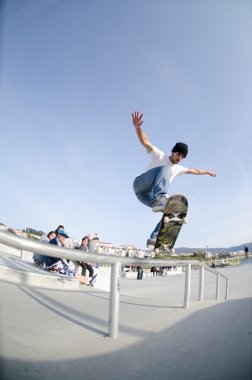 Tanımlanamayan skater