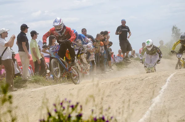 Alexandro Kim en tête de la course — Photo