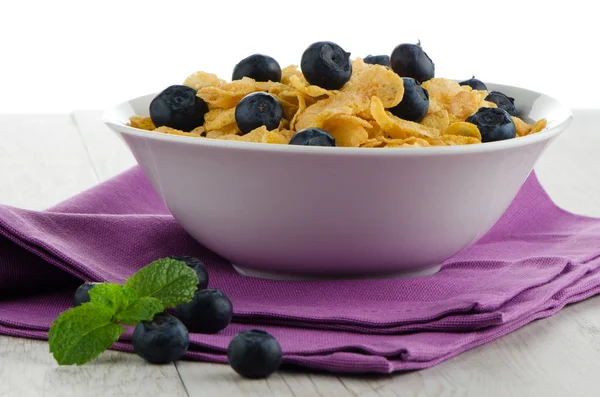 Cereal and blueberries — Stock Photo, Image