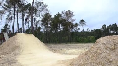 bmx motorcu kir atlama atlar