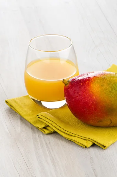 Succo di mango fresco — Foto Stock