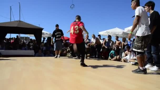 Soul Kings Flavas B-Boying battle — Stock Video