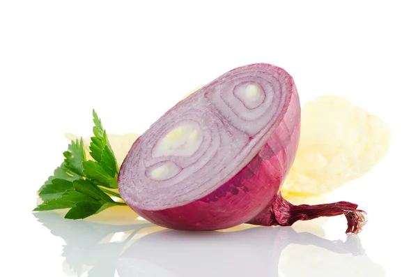 Potato chips and onion — Stock Photo, Image