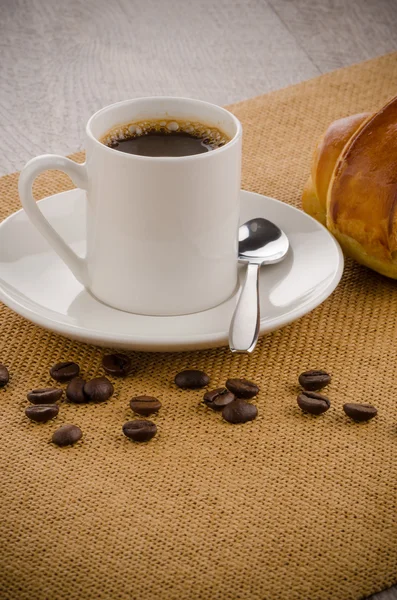 Kopje zwarte koffie — Stockfoto