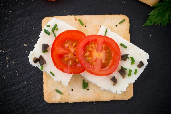 Crispbread with fromage — Stock Photo, Image