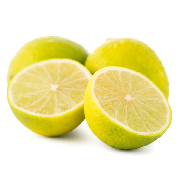 Зеленые лимоны — стоковое фото