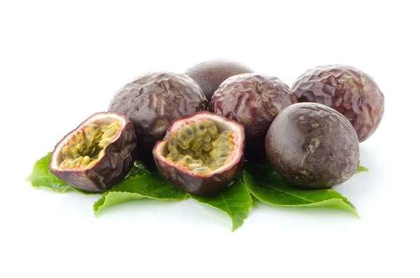 Fresh passion fruit — Stock Photo, Image