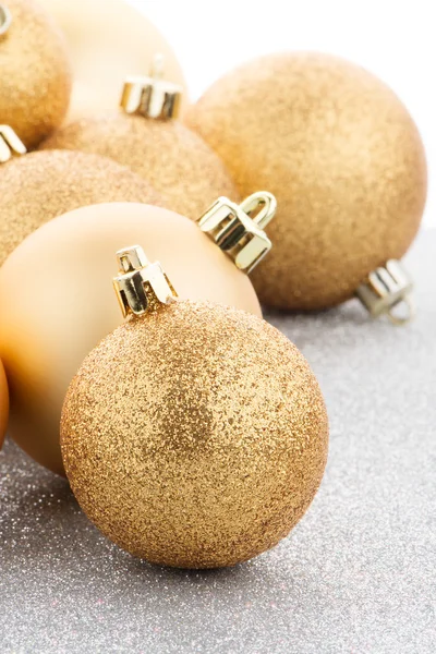 Palle di Natale d'oro — Foto Stock