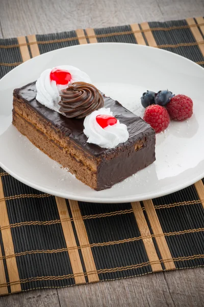 Piece of chocolate cake — Stock Photo, Image