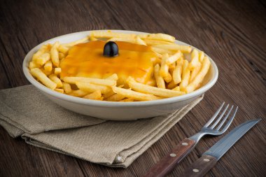 francesinha plaka üzerinde