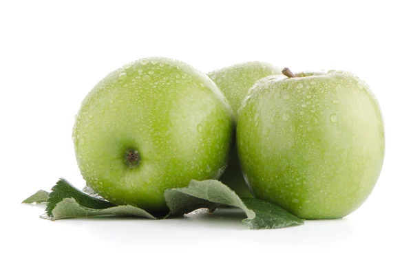 Drei frische grüne Äpfel — Stockfoto