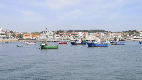 Στον κόλπο Cascais, Πορτογαλία — Αρχείο Βίντεο