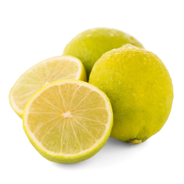 Зеленые лимоны — стоковое фото