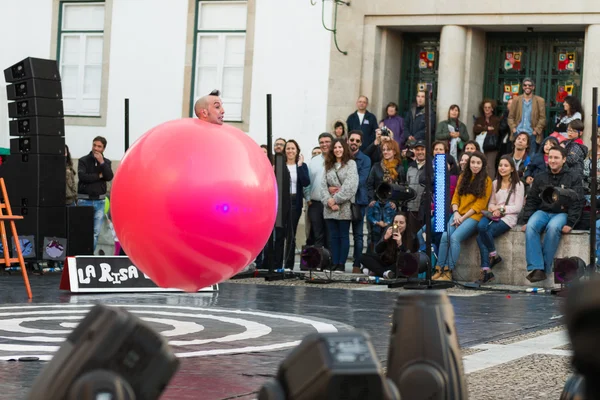 La Risa es Bella interpretada por Cia Circotito de España —  Fotos de Stock