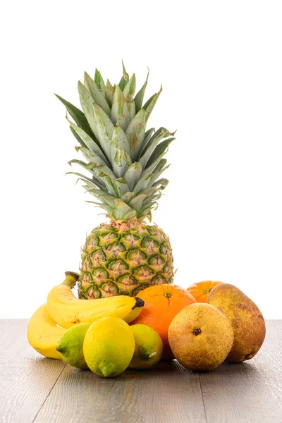 Fresh fruits — Stock Photo, Image