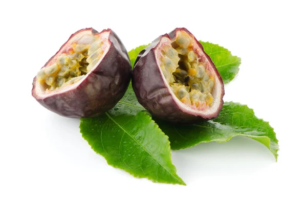 Fresh passion fruit — Stock Photo, Image