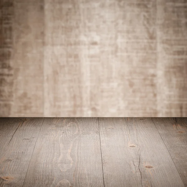 Table beige avec mur — Photo